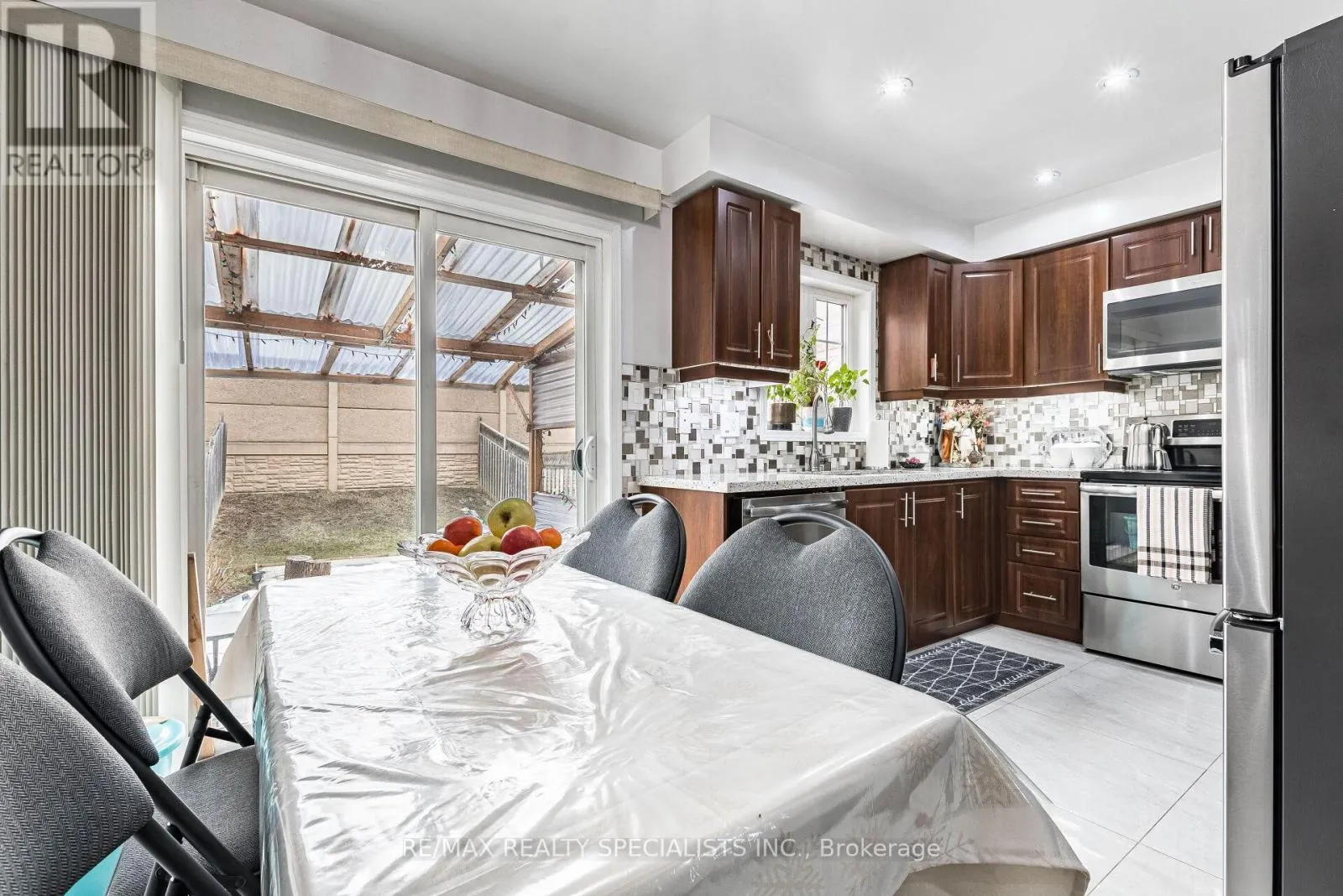 73 ZIA DODDA CRESCENT