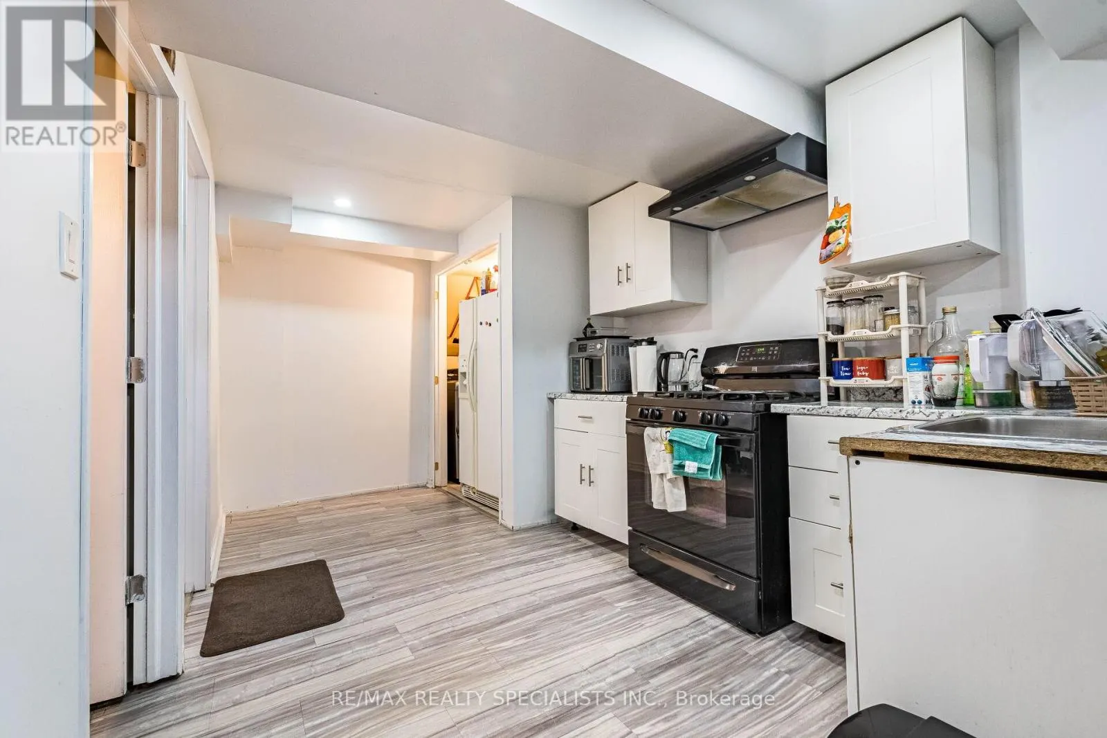 73 ZIA DODDA CRESCENT