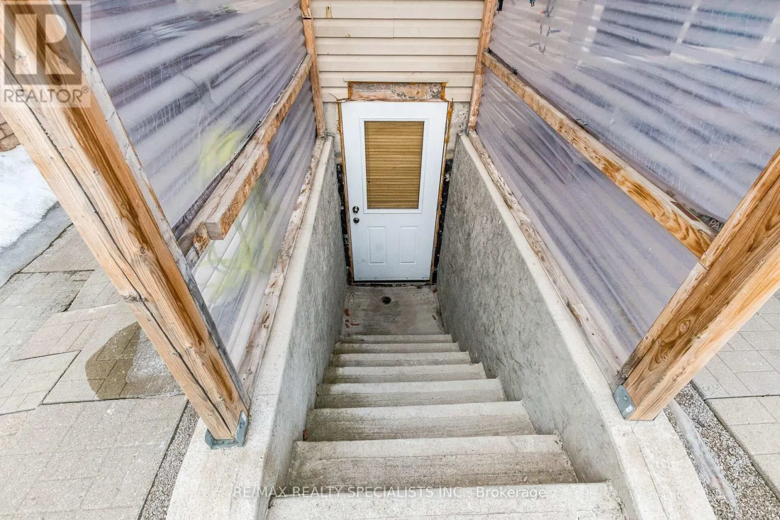 73 ZIA DODDA CRESCENT