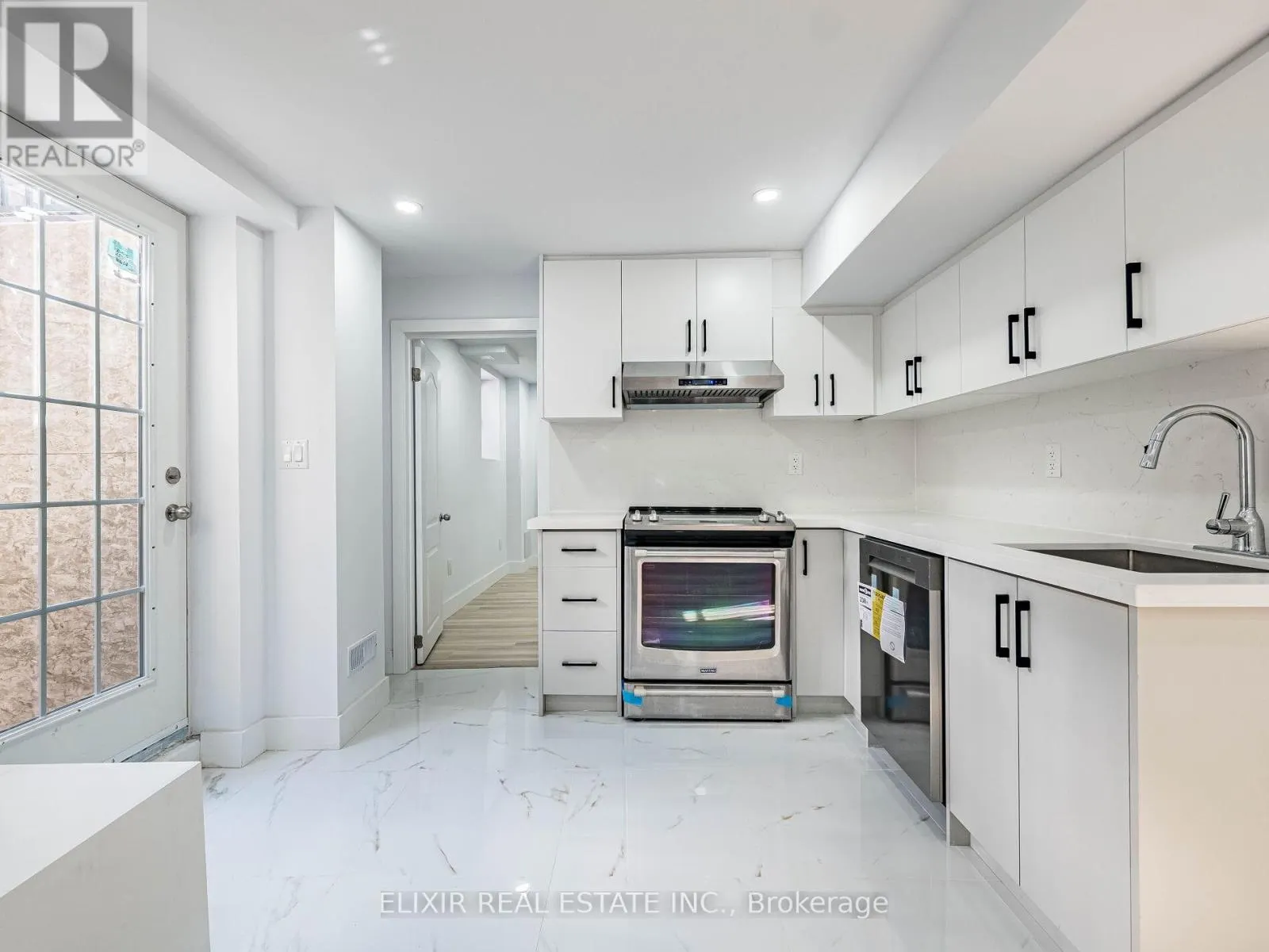 BSMT - 20 PENN DRIVE