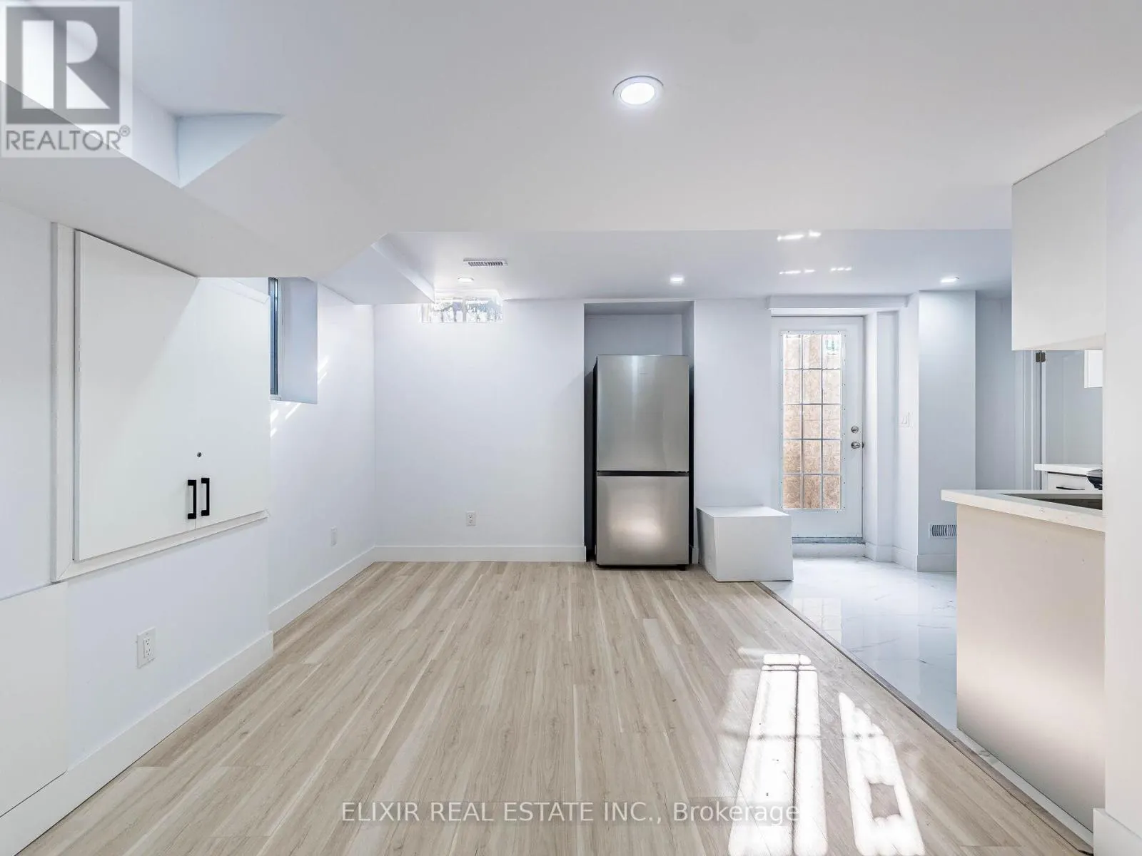 BSMT - 20 PENN DRIVE