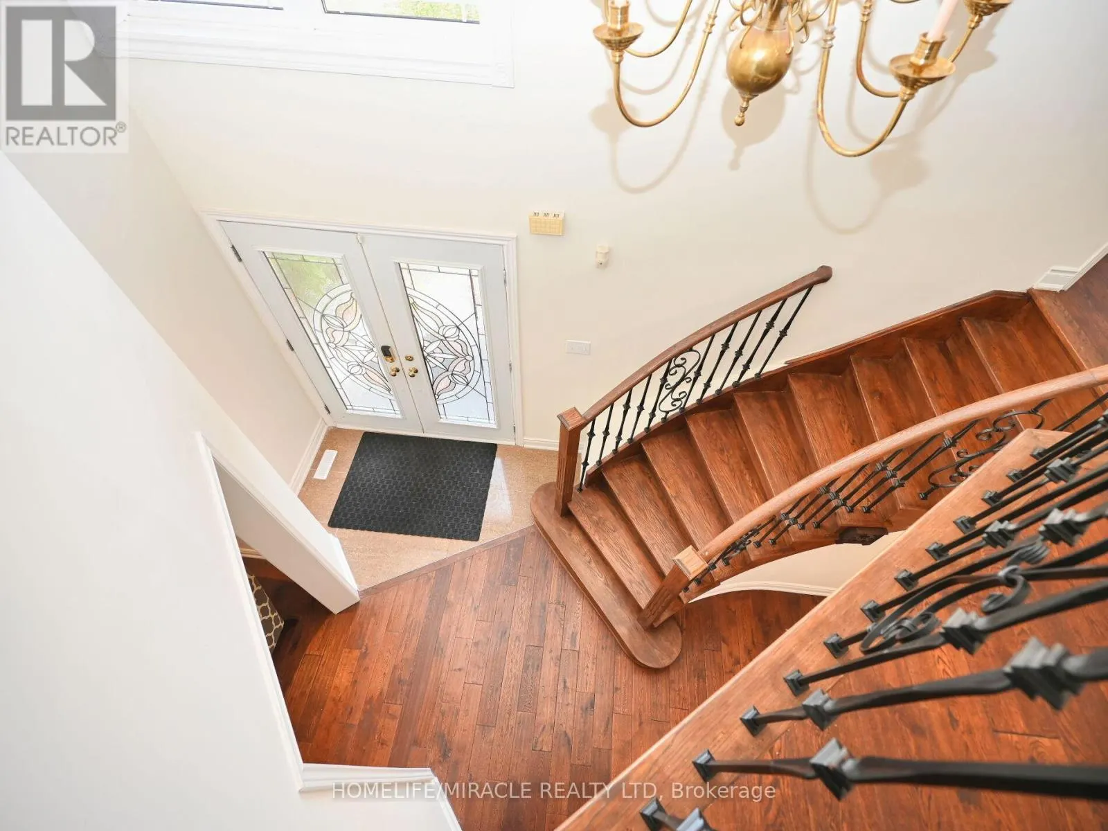 1184 WINDSOR HILL BOULEVARD