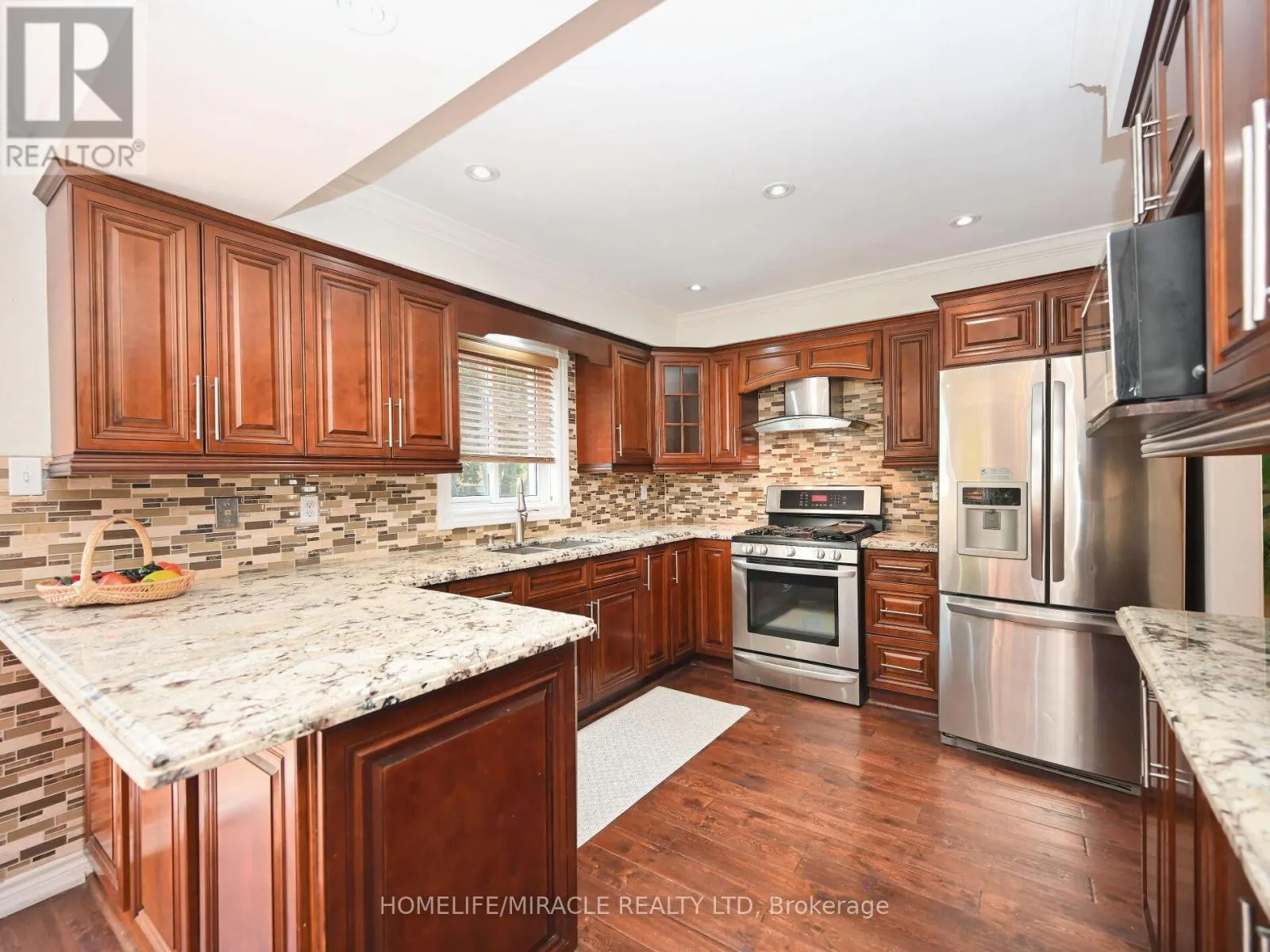 1184 WINDSOR HILL BOULEVARD