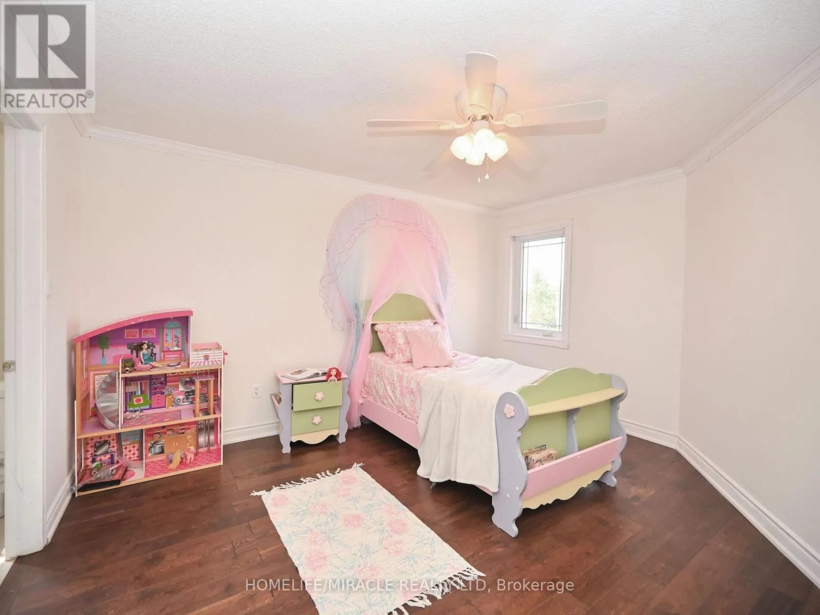 1184 WINDSOR HILL BOULEVARD