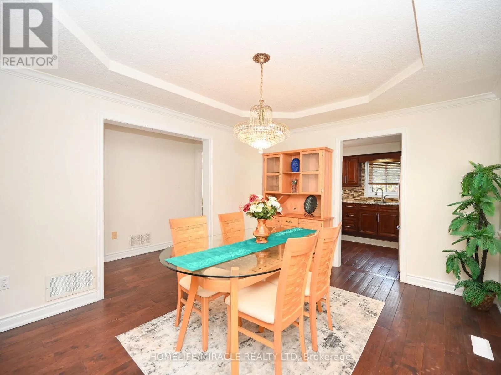 1184 WINDSOR HILL BOULEVARD