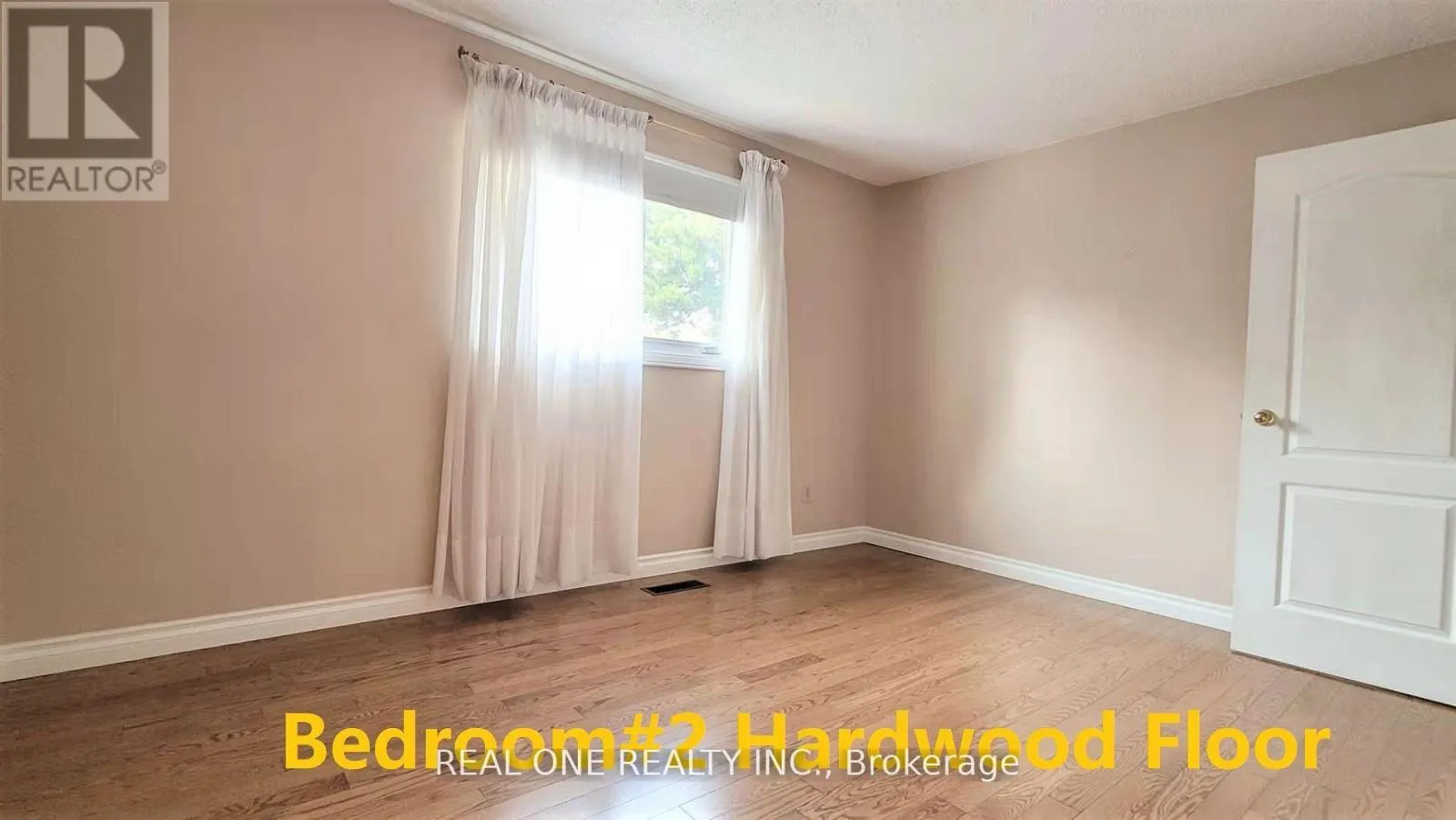 UPPER - 2405 BENEDET DRIVE