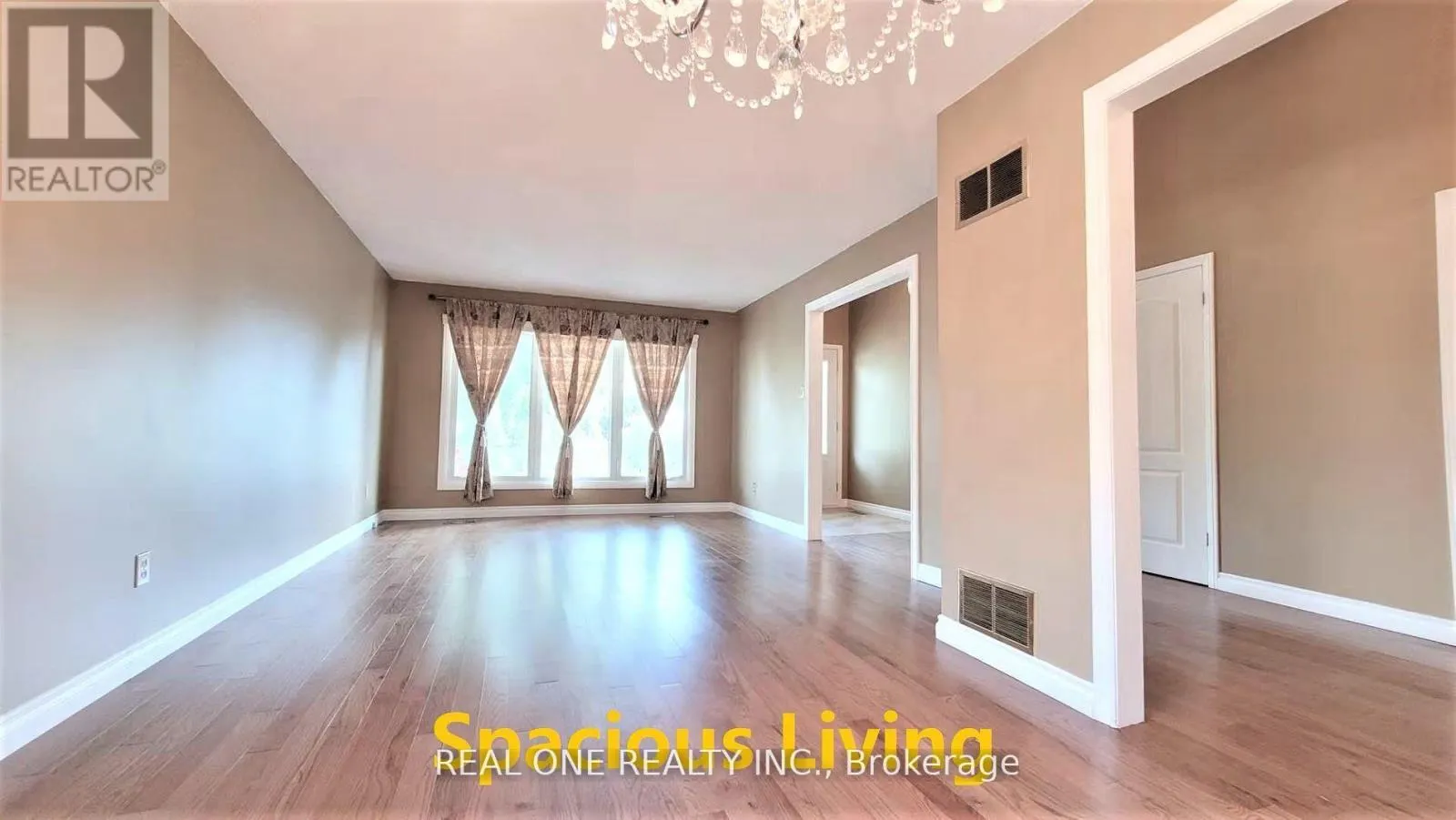 UPPER - 2405 BENEDET DRIVE