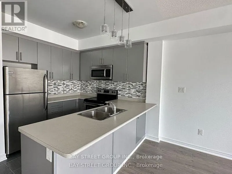 305 - 2333 SAWGRASS DRIVE