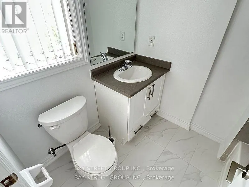 305 - 2333 SAWGRASS DRIVE