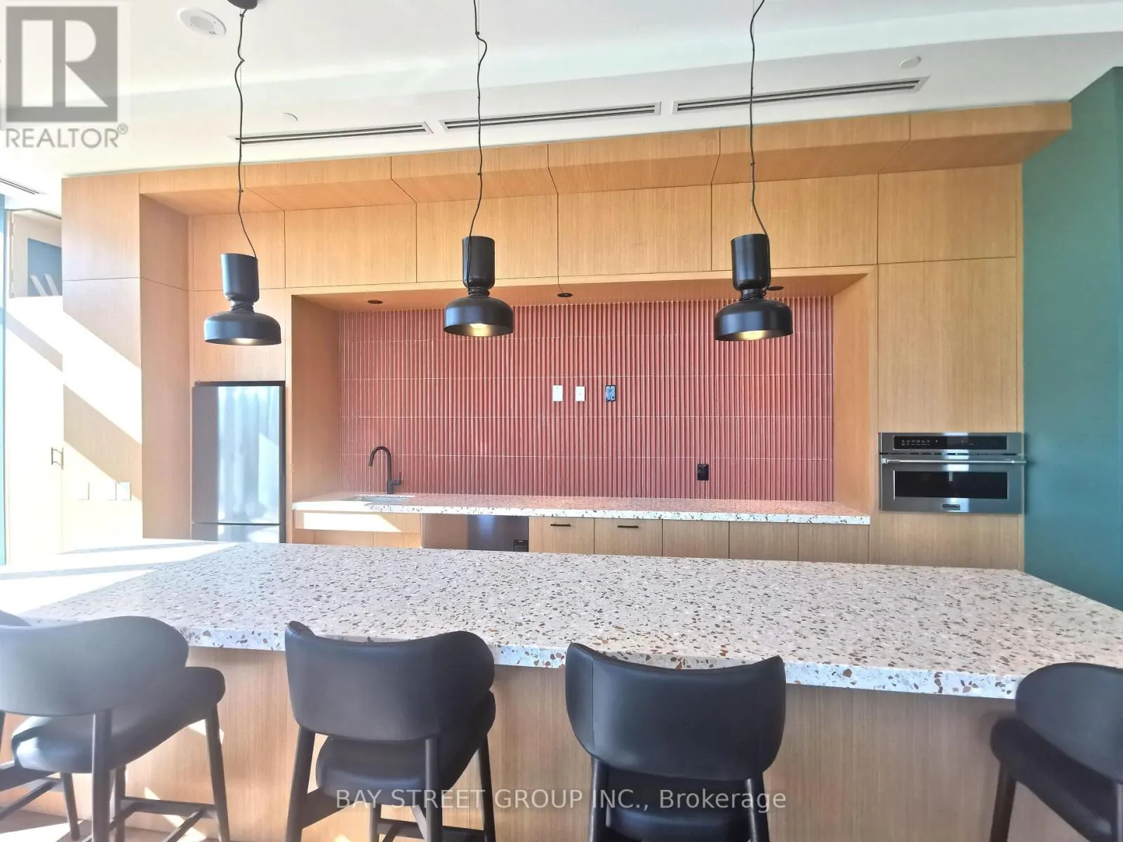 324 - 20 ALL NATIONS DRIVE