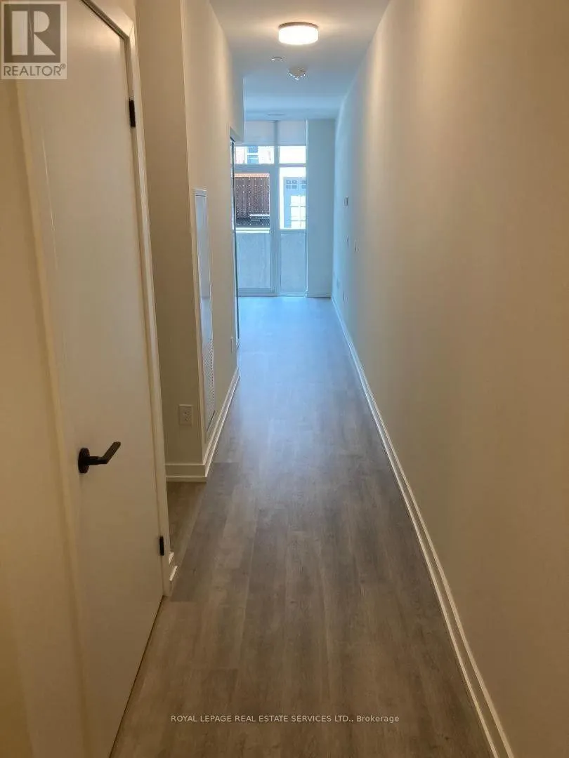 106 - 2300 ST CLAIR AVENUE W