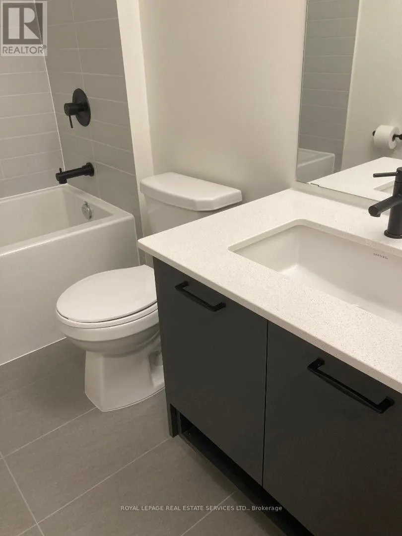 106 - 2300 ST CLAIR AVENUE W