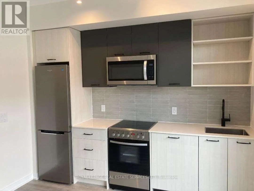 106 - 2300 ST CLAIR AVENUE W