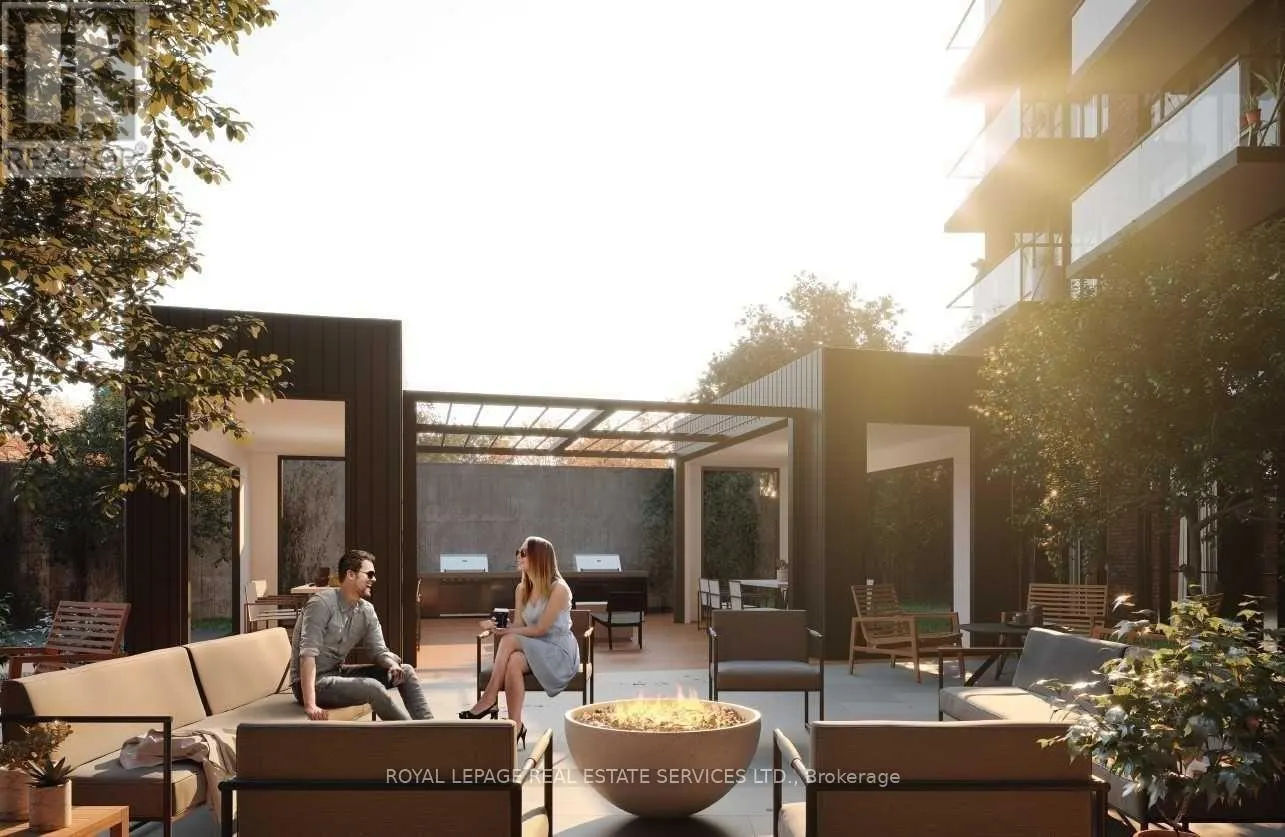 106 - 2300 ST CLAIR AVENUE W