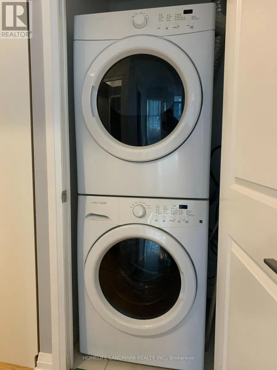 802 - 55 EGLINTON AVENUE W