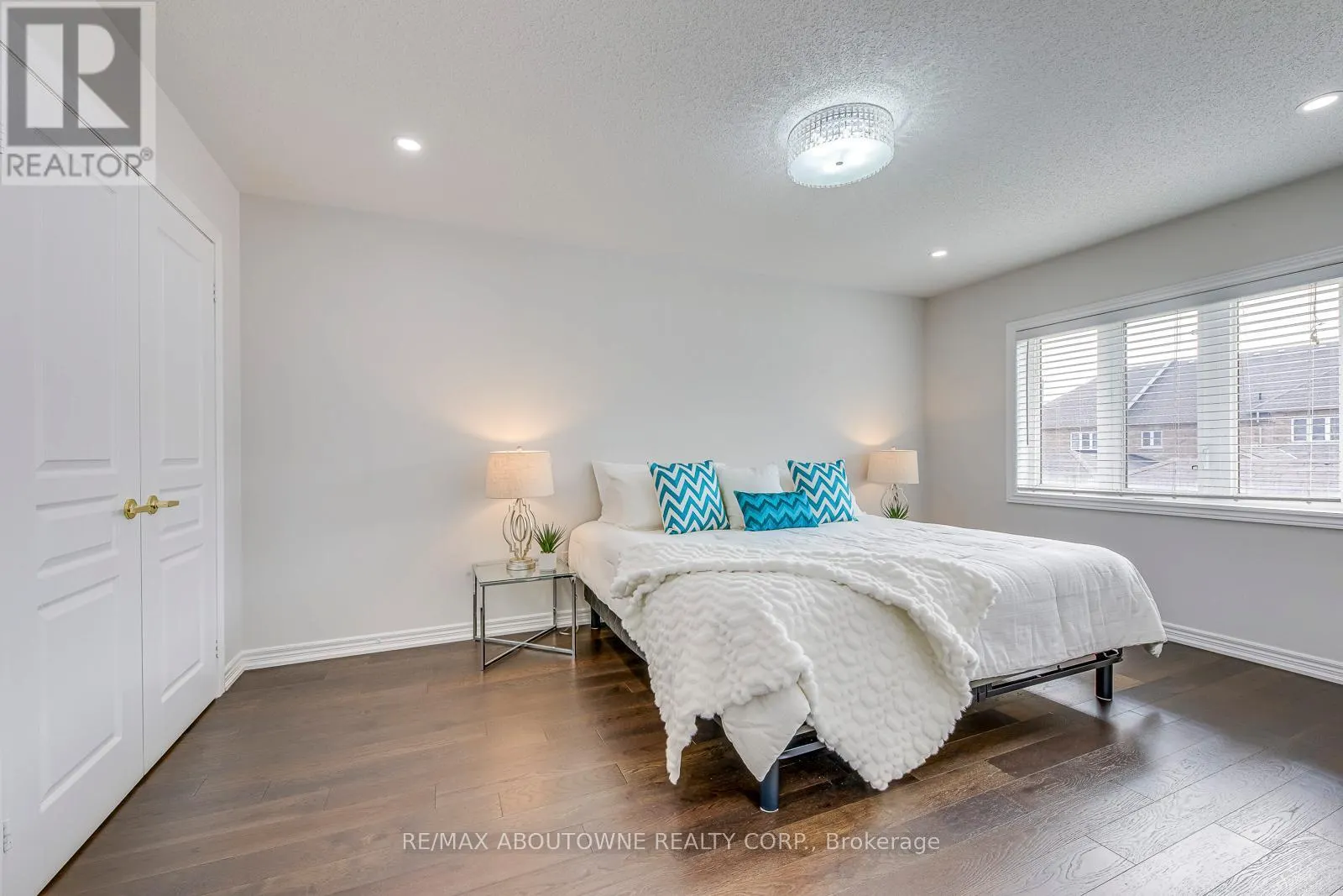 3100 ROBERT BROWN BOULEVARD