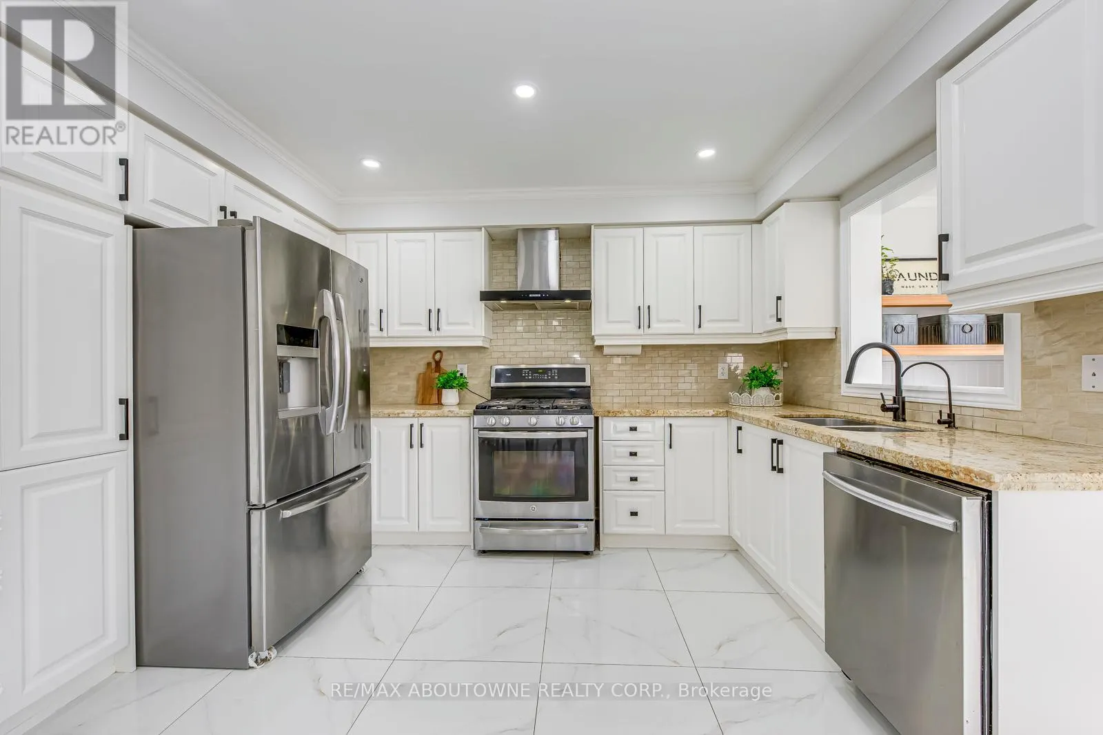 3100 ROBERT BROWN BOULEVARD