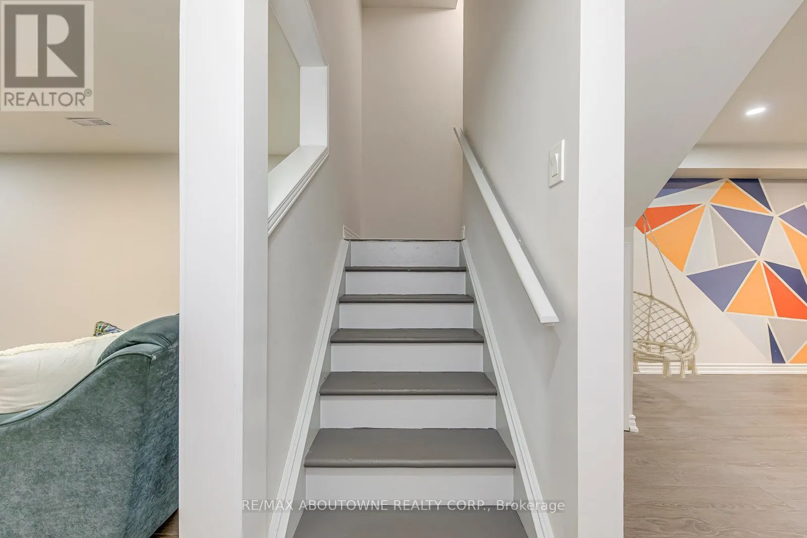 3100 ROBERT BROWN BOULEVARD