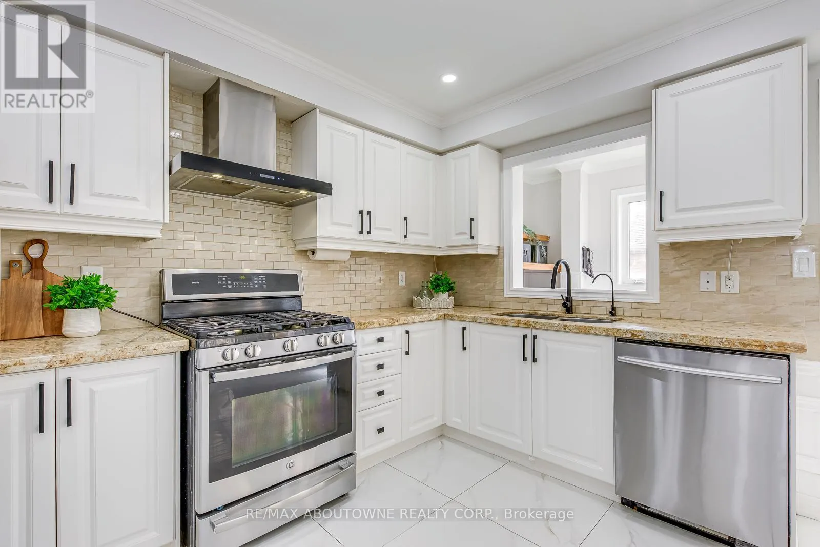 3100 ROBERT BROWN BOULEVARD