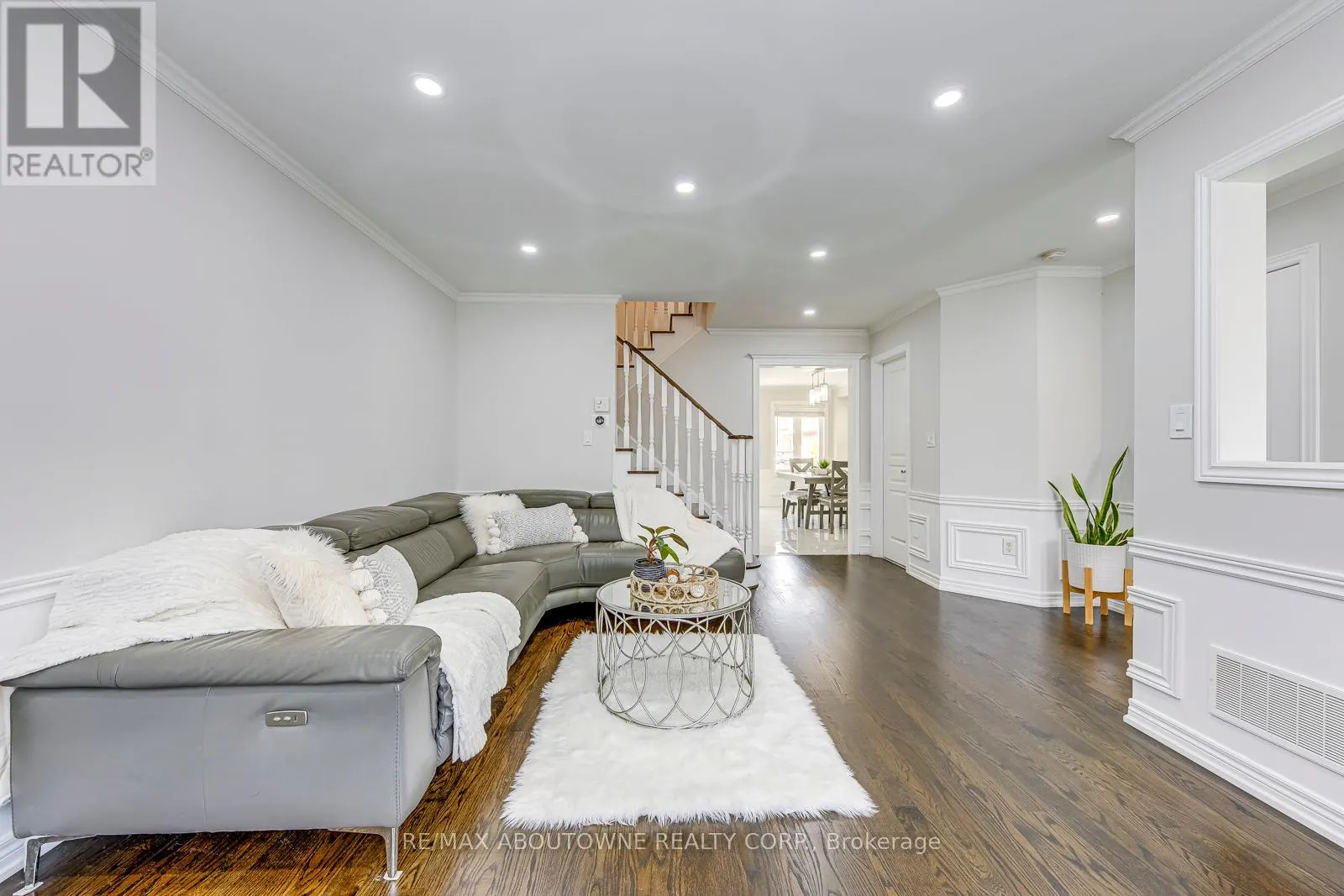 3100 ROBERT BROWN BOULEVARD