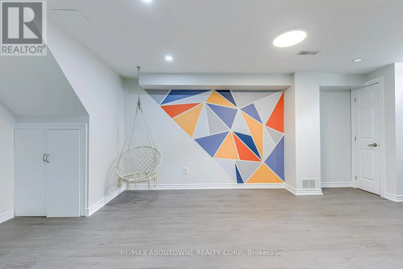 3100 ROBERT BROWN BOULEVARD