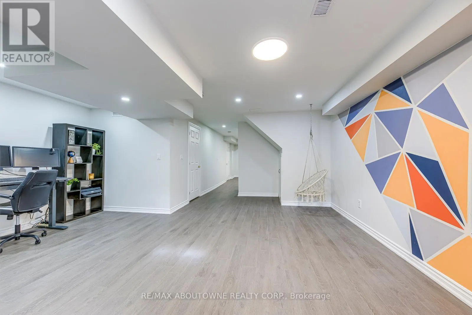 3100 ROBERT BROWN BOULEVARD