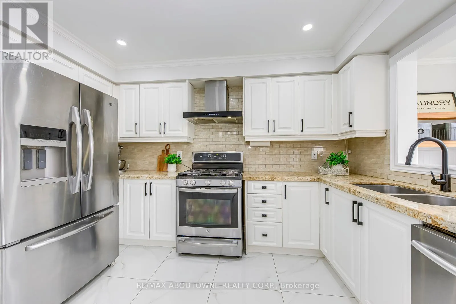 3100 ROBERT BROWN BOULEVARD