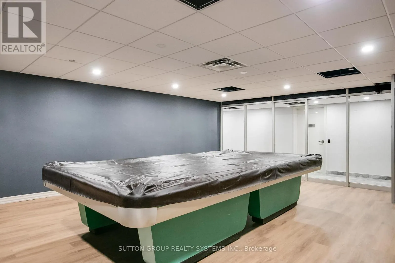 904 - 65 SOUTHPORT STREET