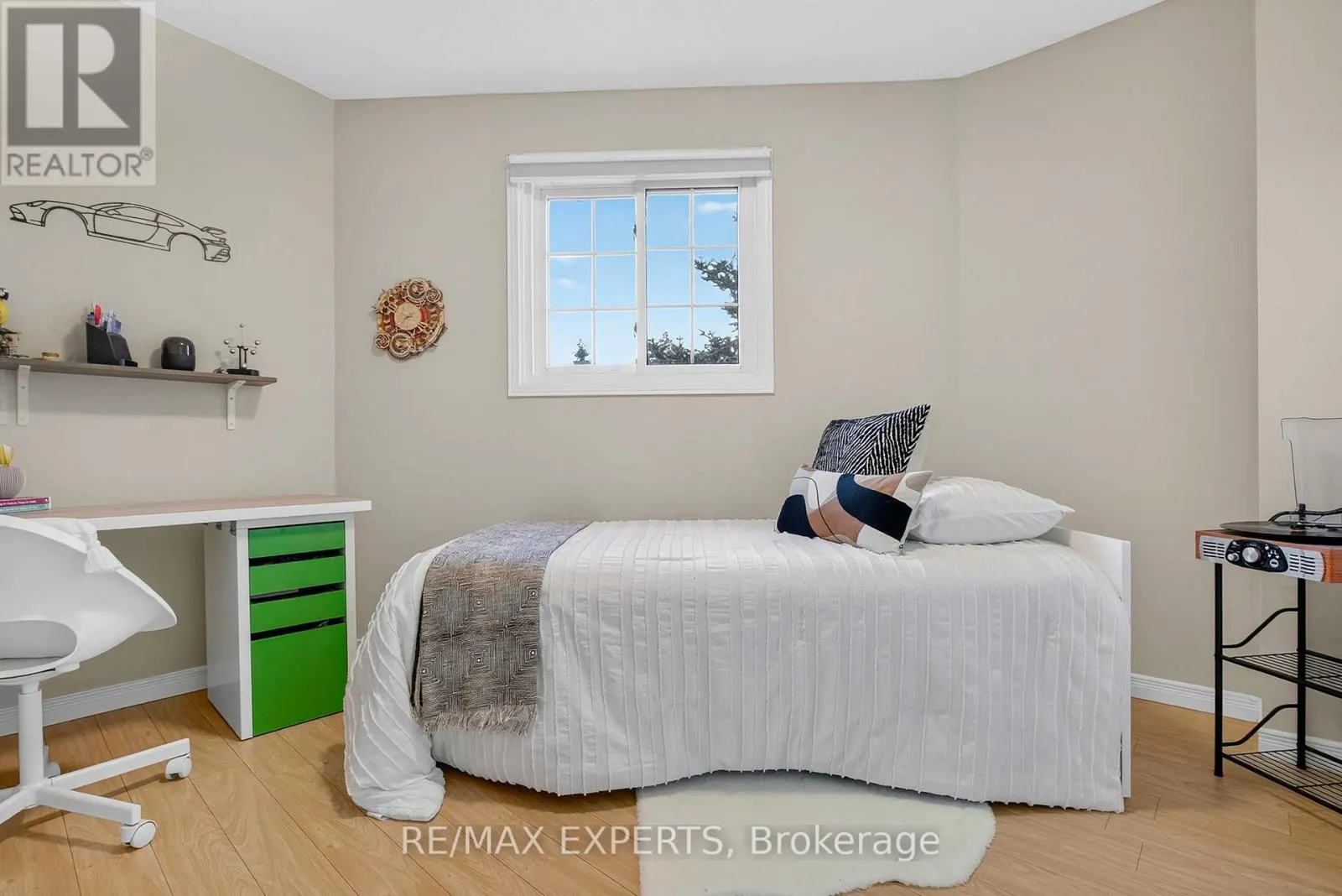 1382 HAZEL MCCLEARY DRIVE