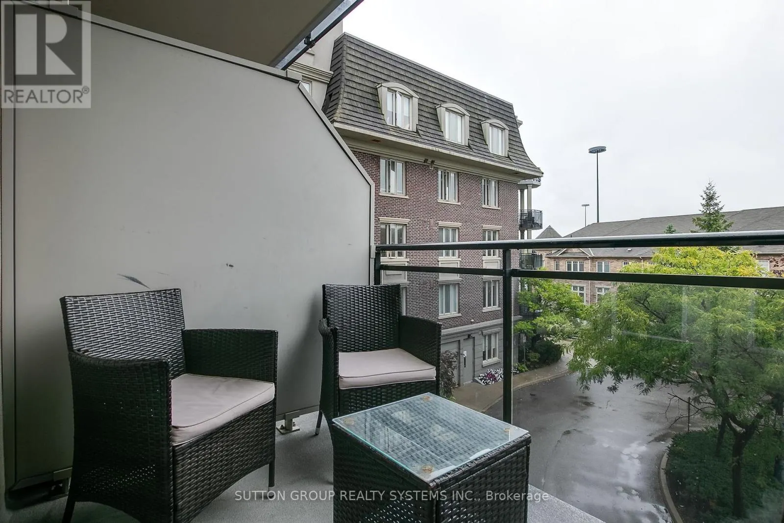 303 - 245 DALESFORD ROAD