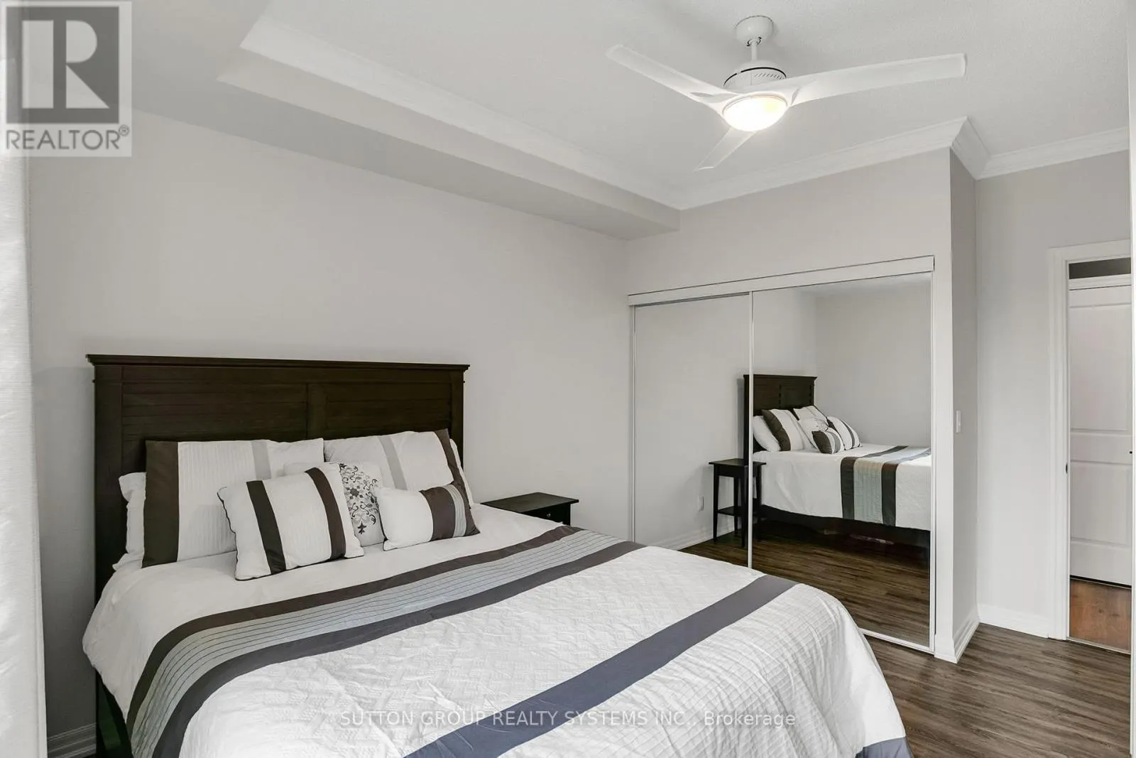 303 - 245 DALESFORD ROAD