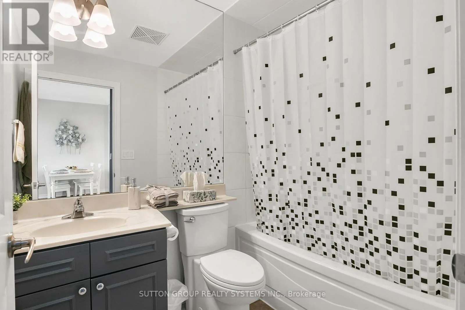 303 - 245 DALESFORD ROAD