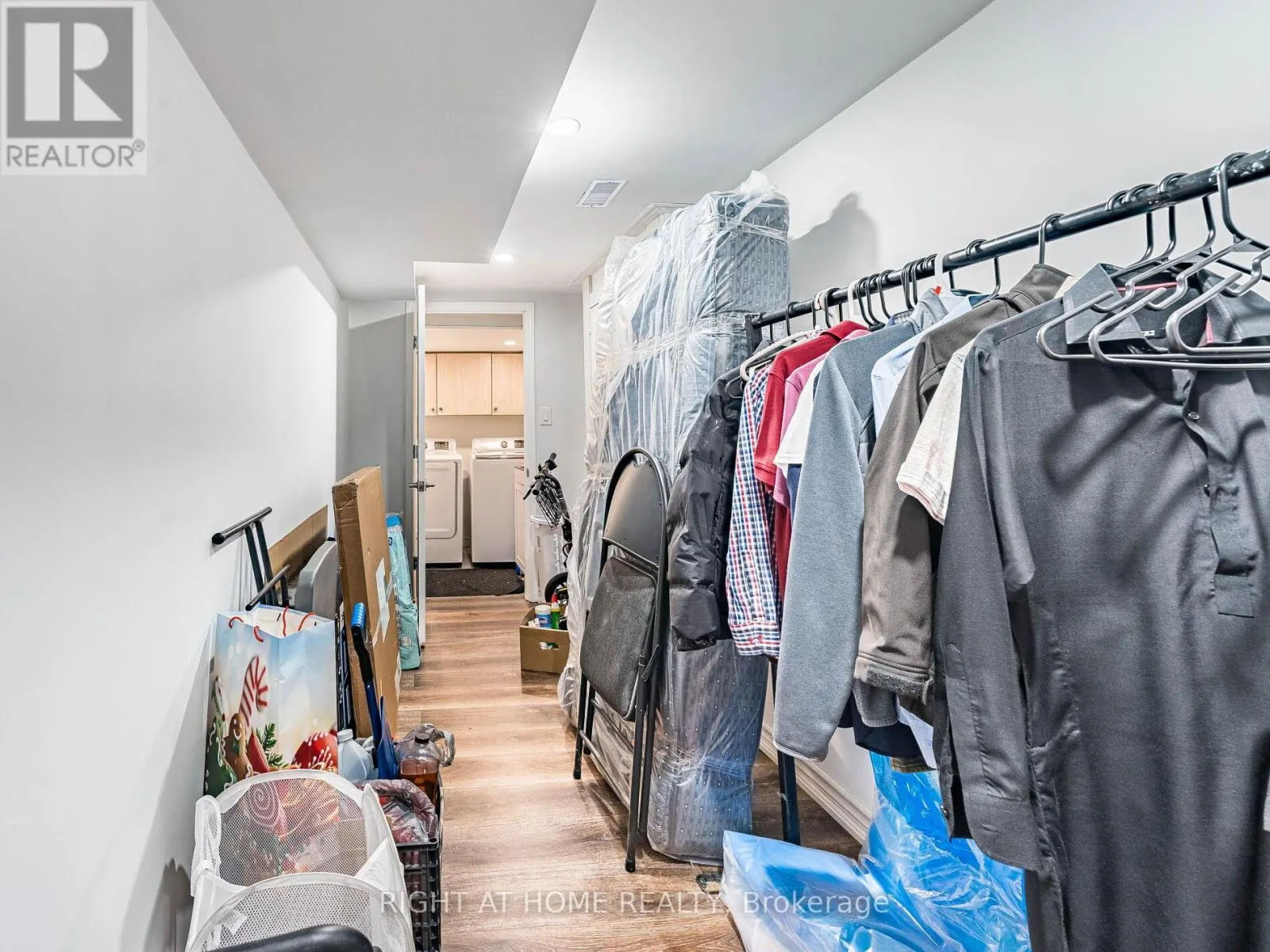 1156 PRESTONWOOD CRESCENT