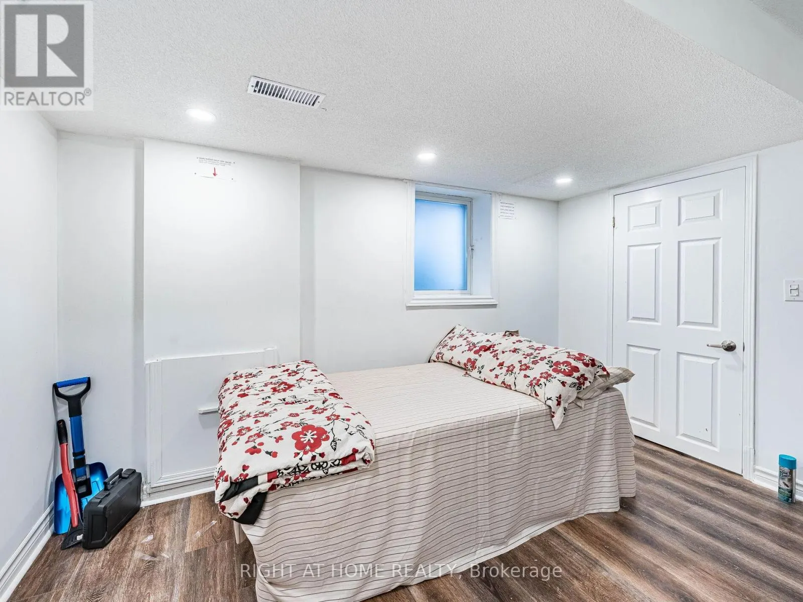 1156 PRESTONWOOD CRESCENT