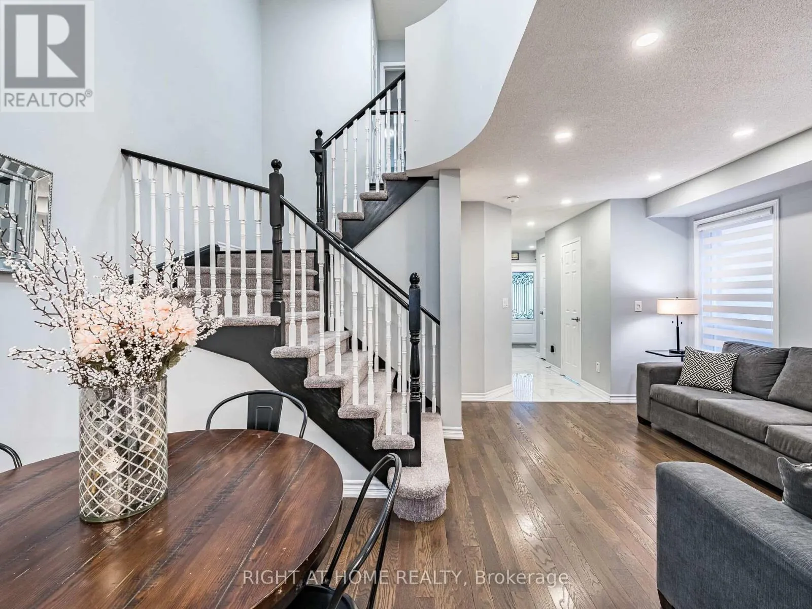 1156 PRESTONWOOD CRESCENT