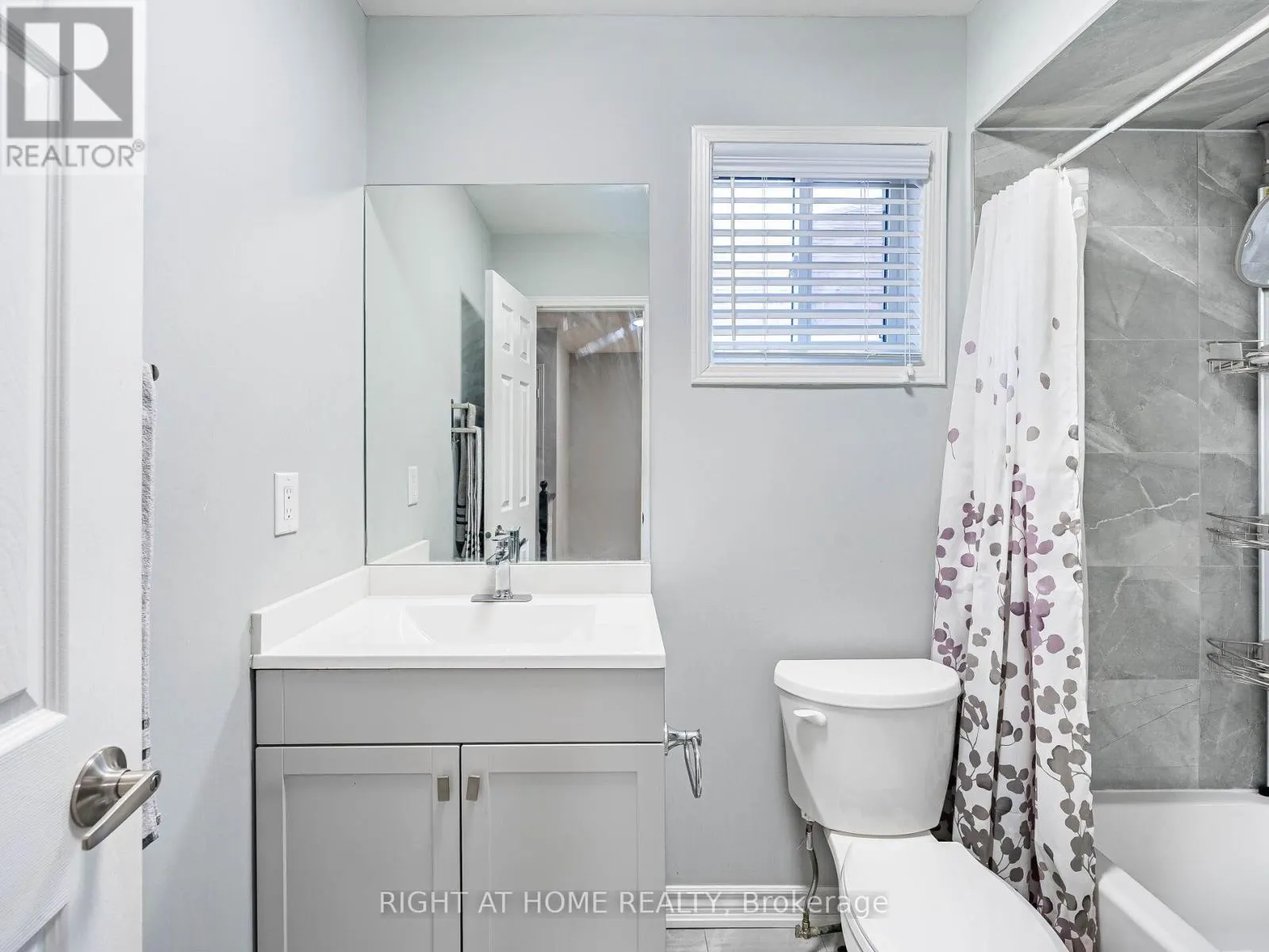 1156 PRESTONWOOD CRESCENT