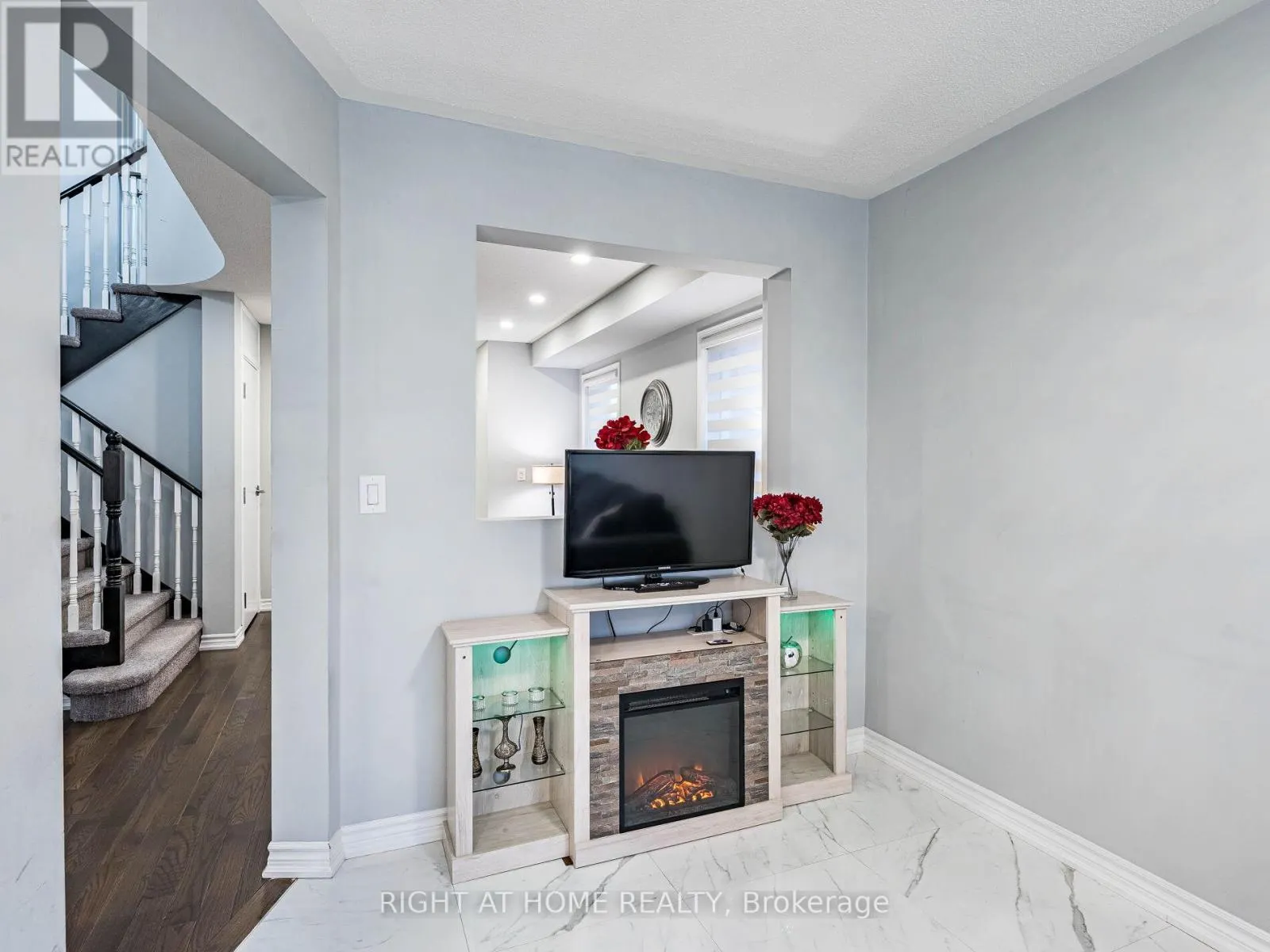 1156 PRESTONWOOD CRESCENT