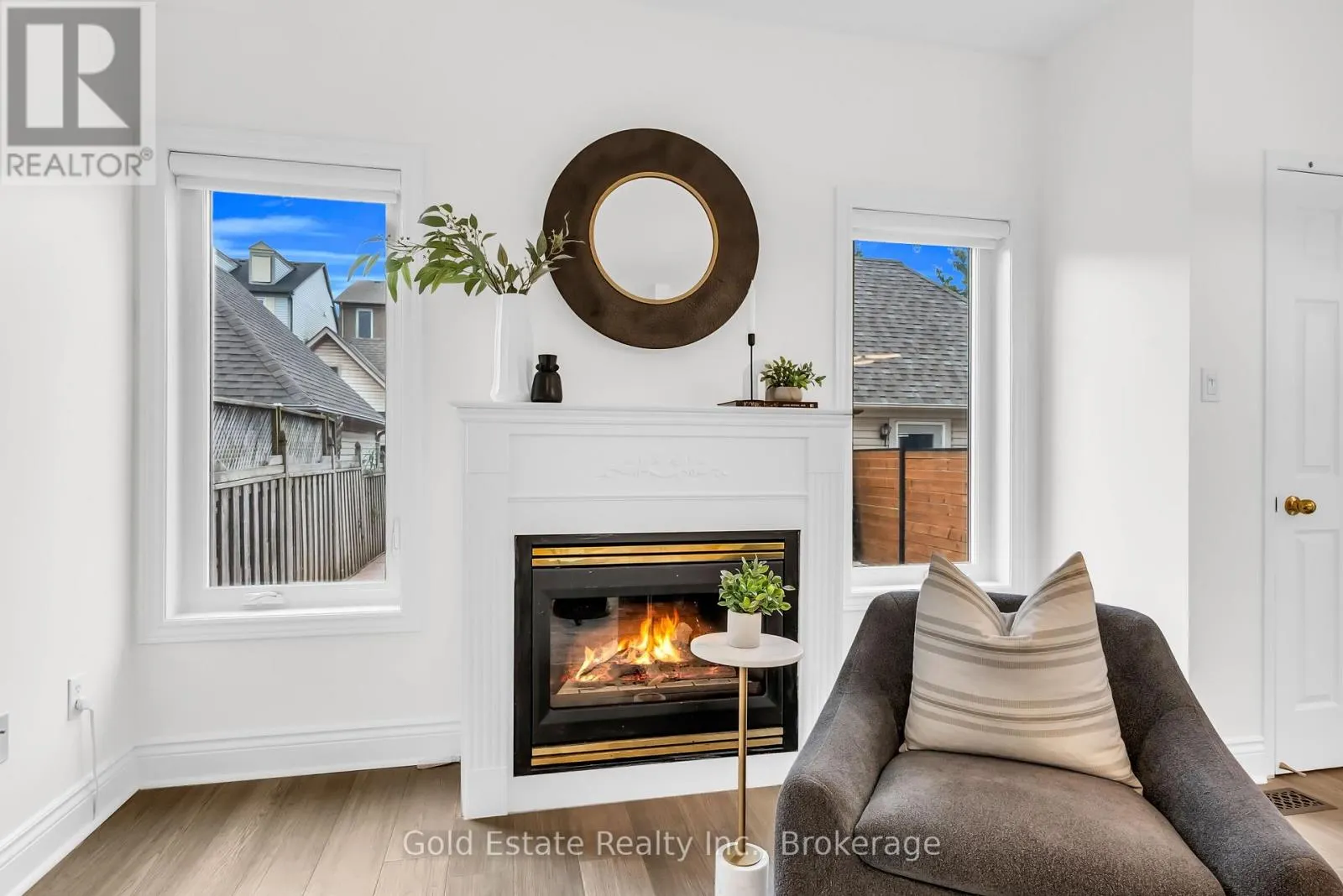 2259 MEADOWLAND DRIVE N