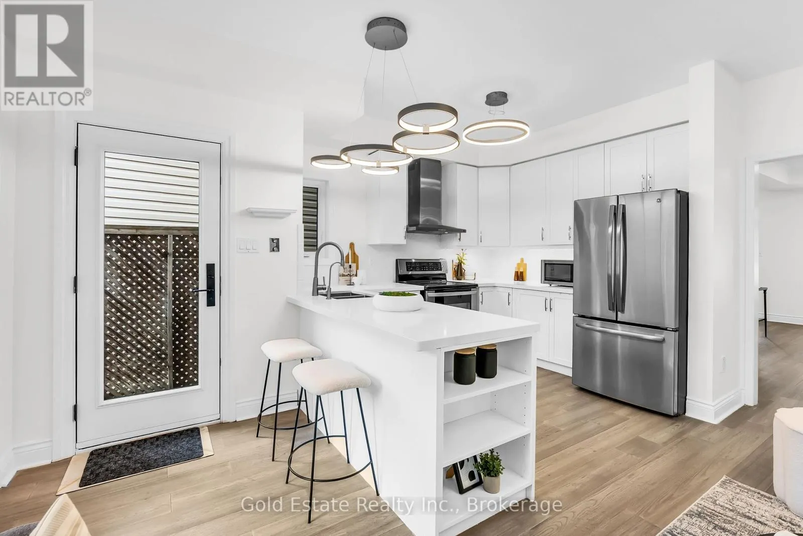 2259 MEADOWLAND DRIVE N