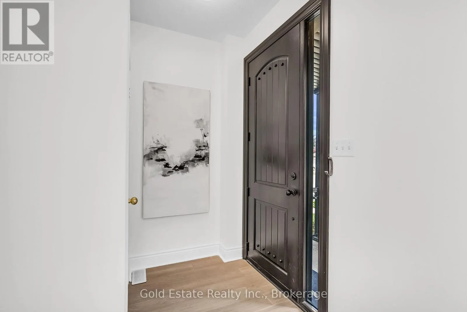 2259 MEADOWLAND DRIVE N