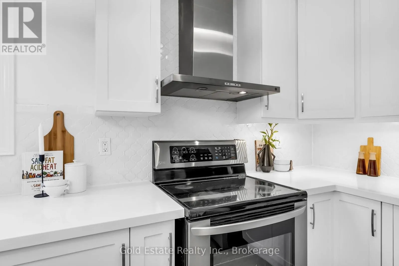 2259 MEADOWLAND DRIVE N