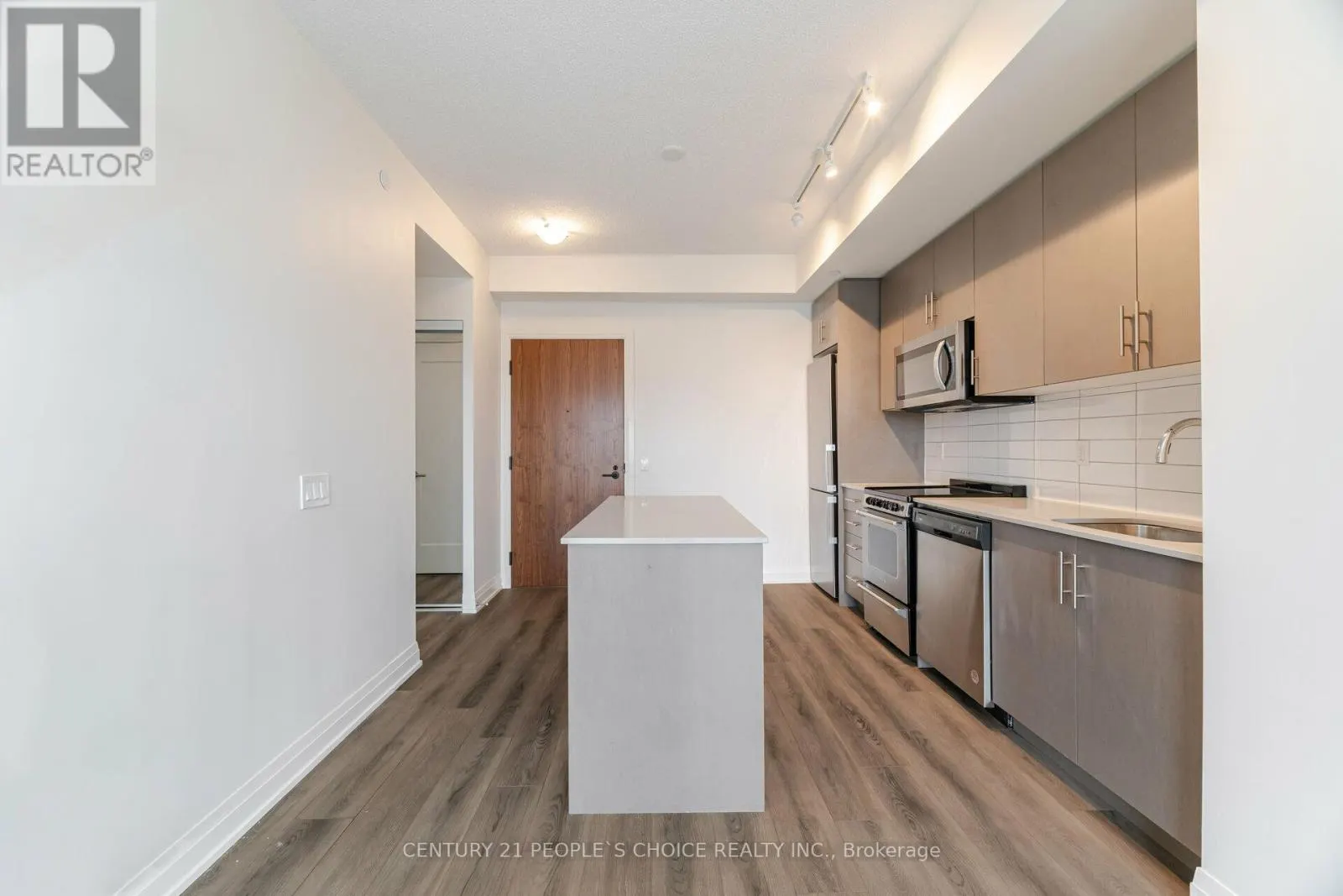 711 - 509 DUNDAS STREET W