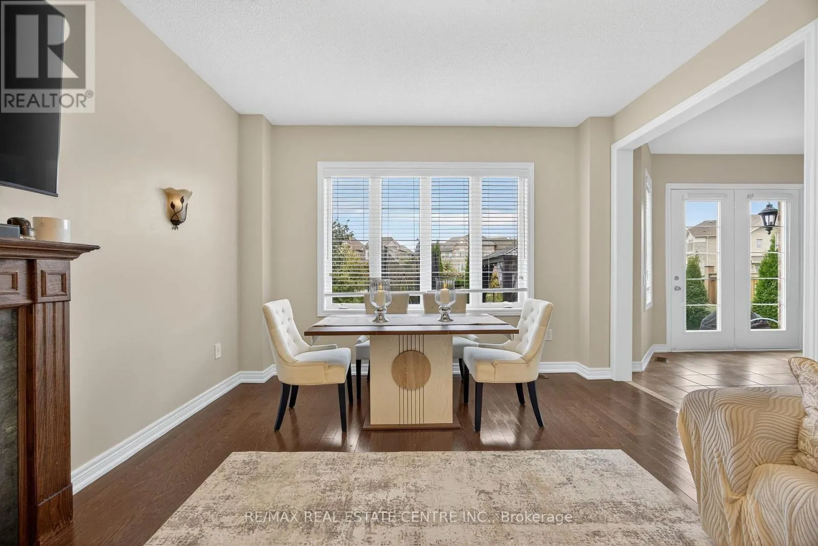 11 FIELDSTONE LANE AVENUE