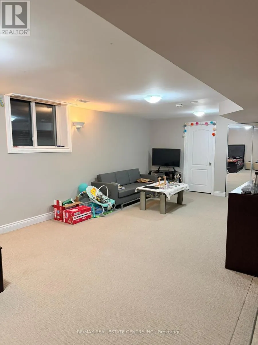 BSMT. - 532 WOODWARD AVENUE