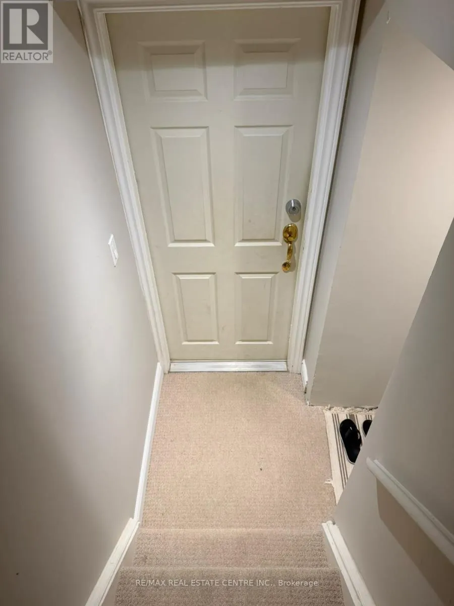 BSMT. - 532 WOODWARD AVENUE