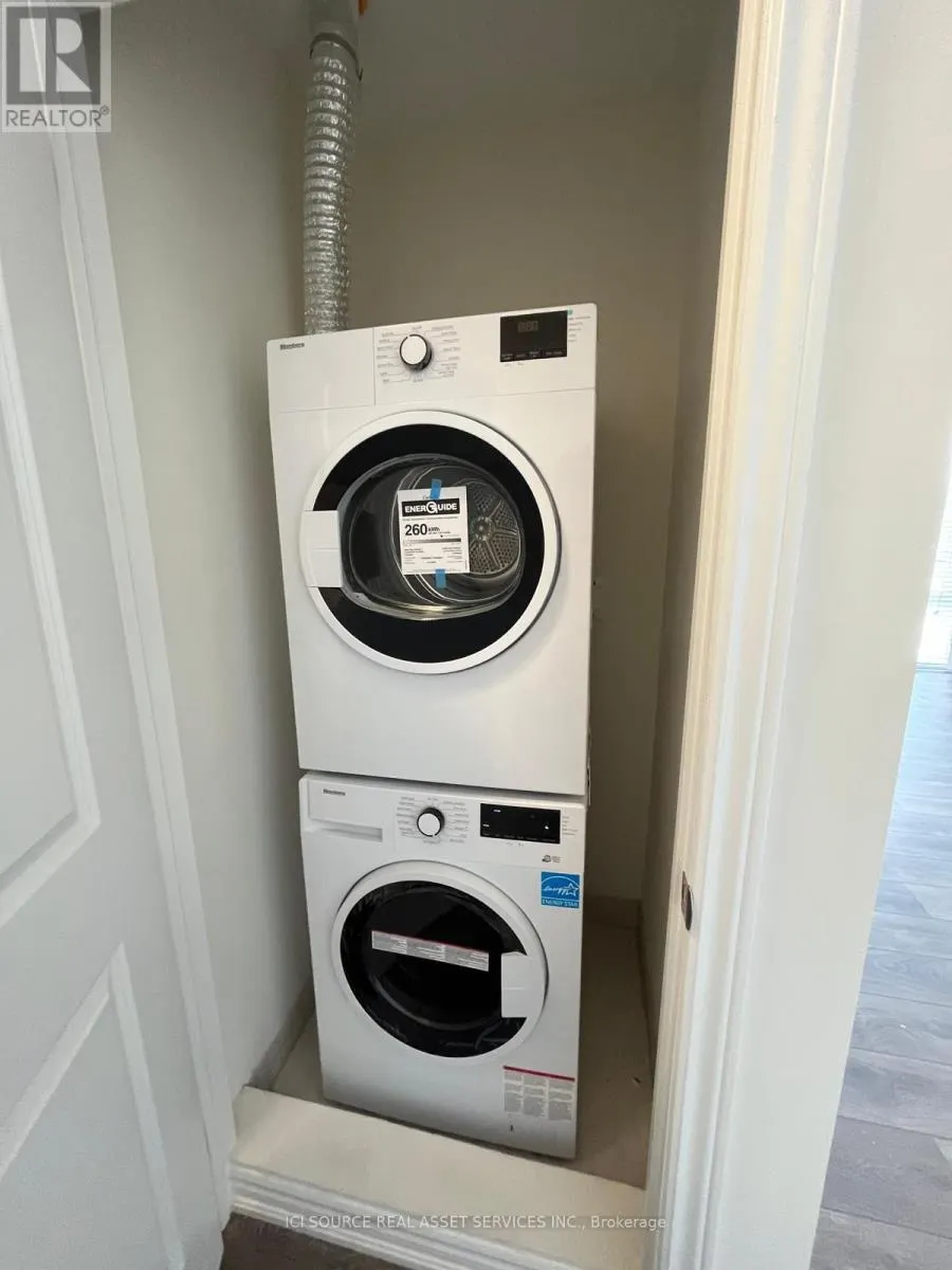 55 - 70 KNOTSBERRY CIRCLE