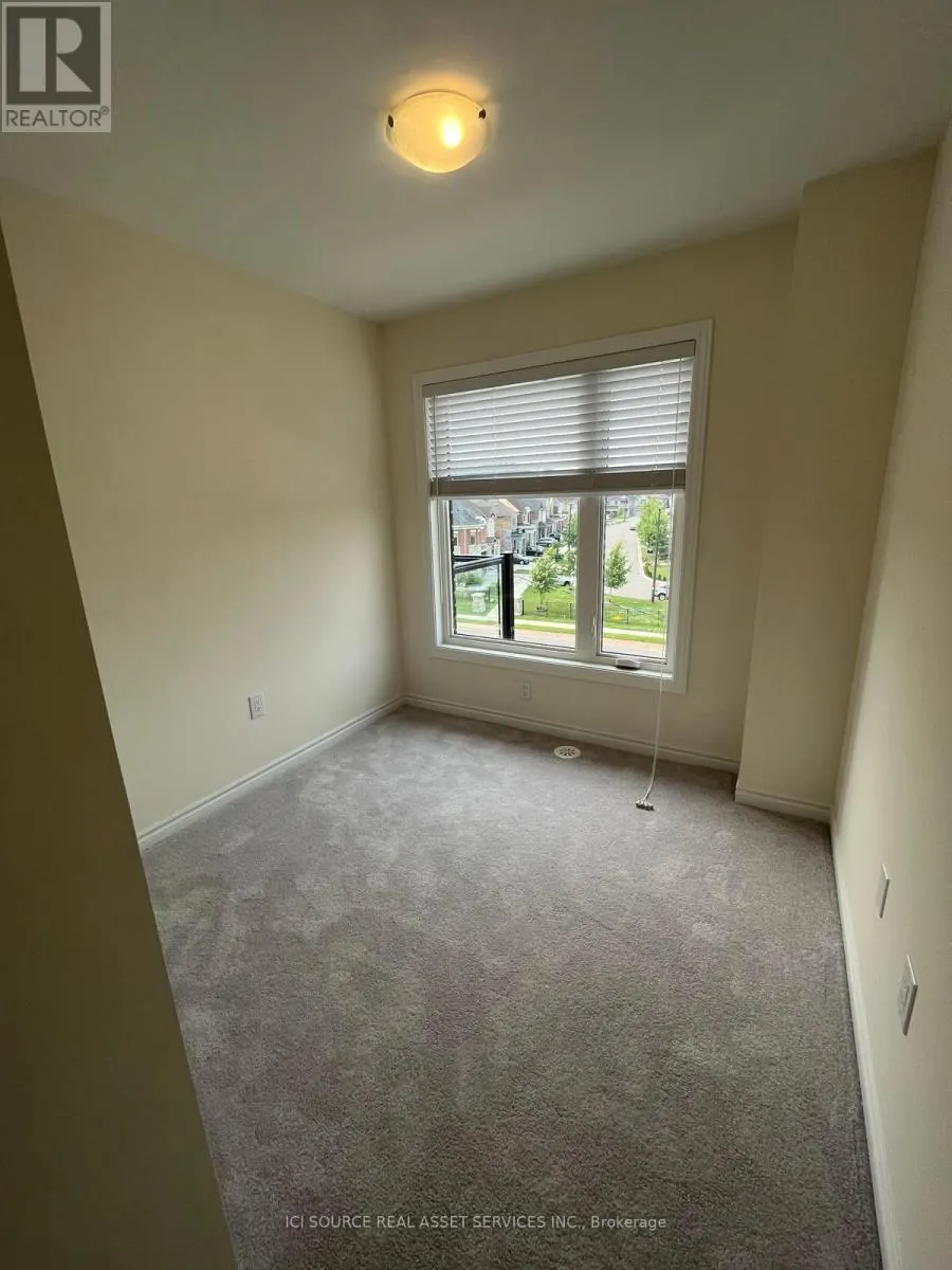 55 - 70 KNOTSBERRY CIRCLE