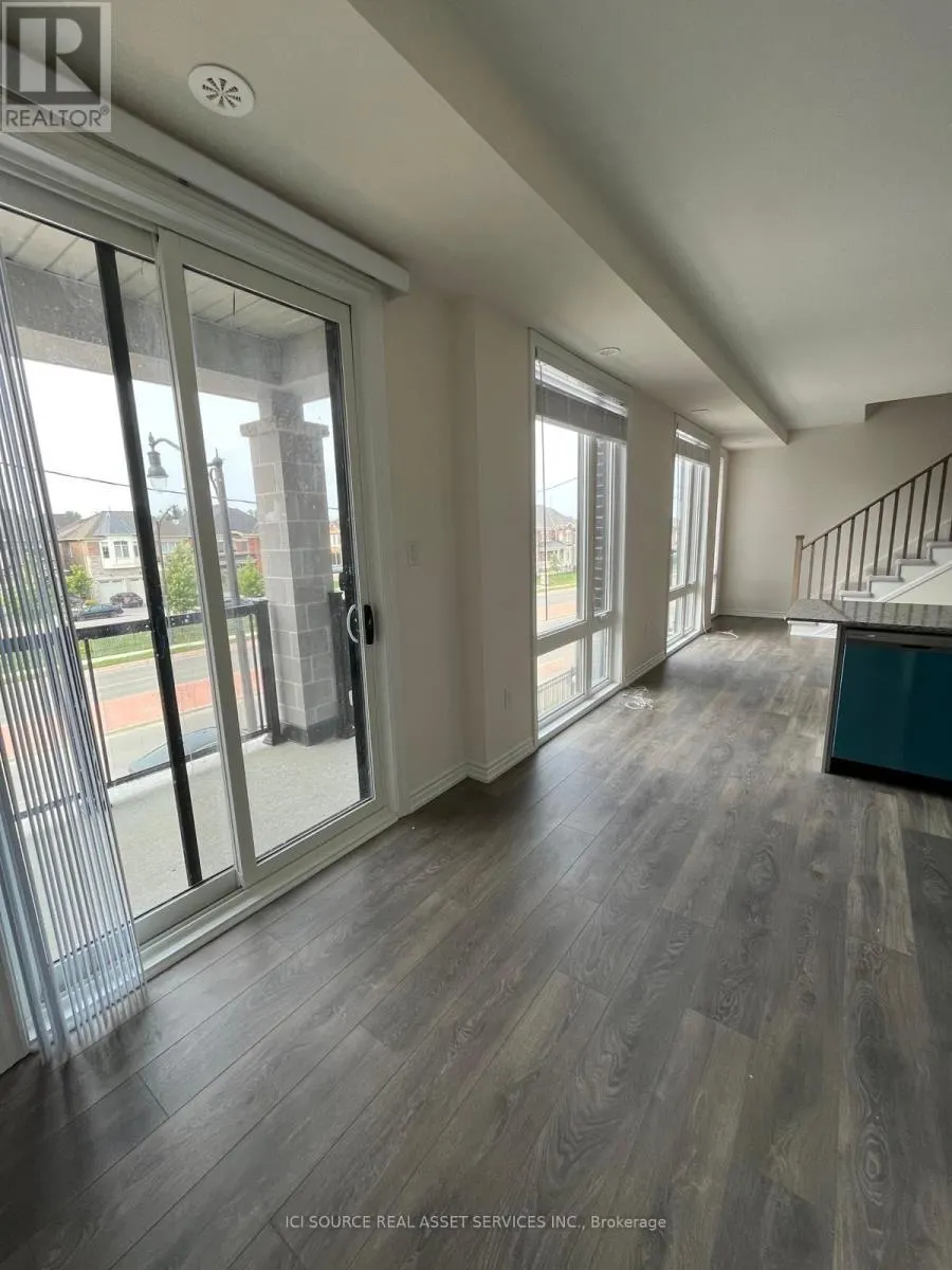 55 - 70 KNOTSBERRY CIRCLE