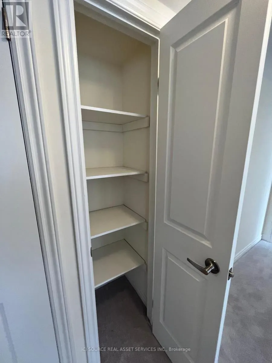 55 - 70 KNOTSBERRY CIRCLE