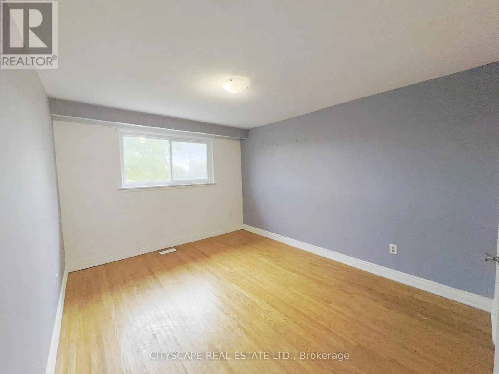 3708 WOODRUFF CRESCENT